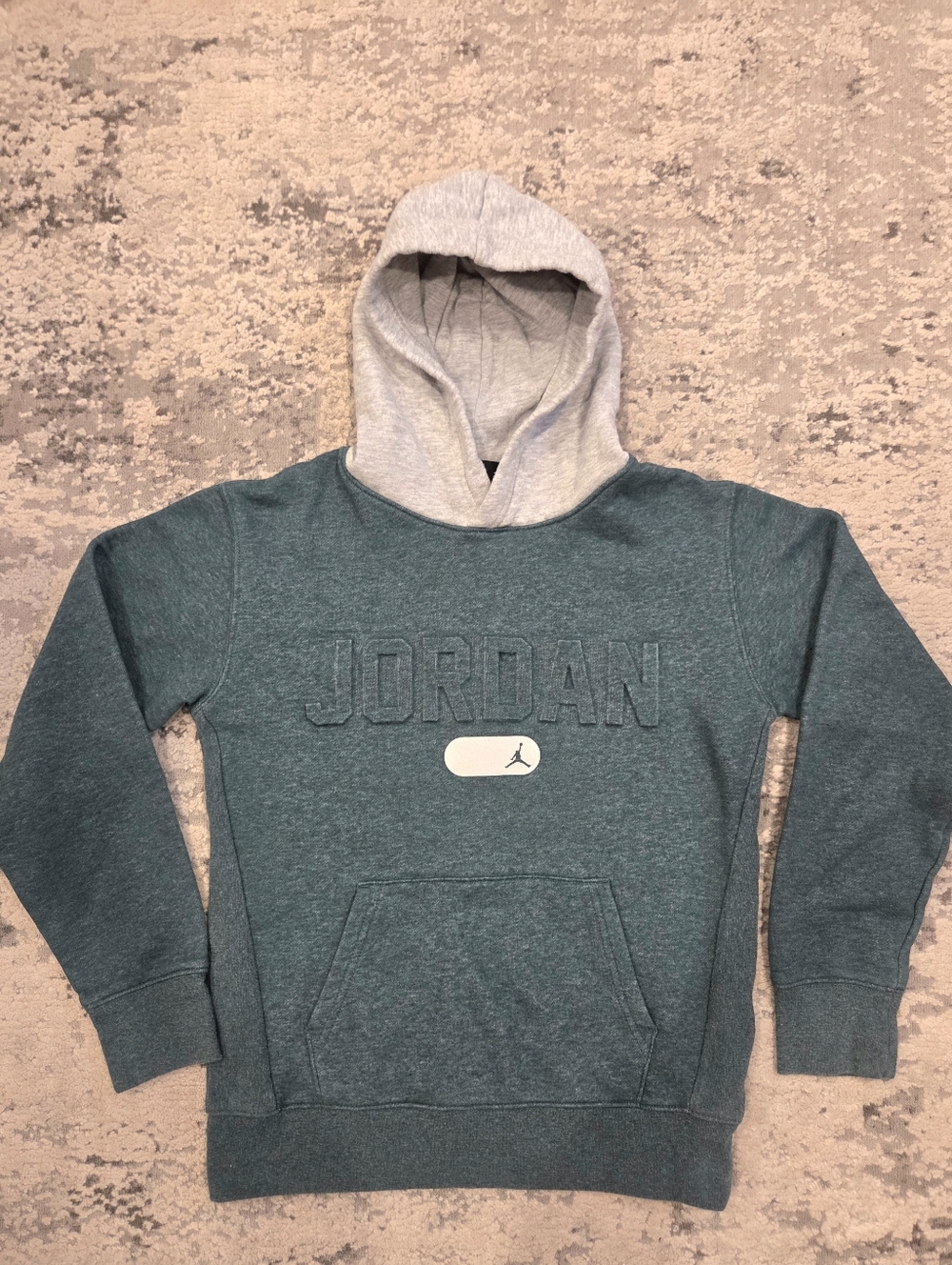 Jordan Big Boys' Medium Logo Embossed Heathered Fleece Hoodie